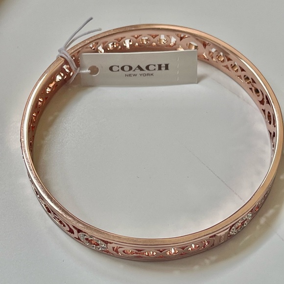 Coach Rose Gold Bangle Brand new With Tag - Picture 8 of 8